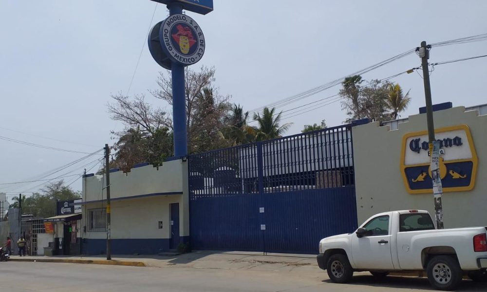 Clausuran en Ometepec agencia “Corona” por realizar ventas clandestinas –  La voz de Zihuatanejo